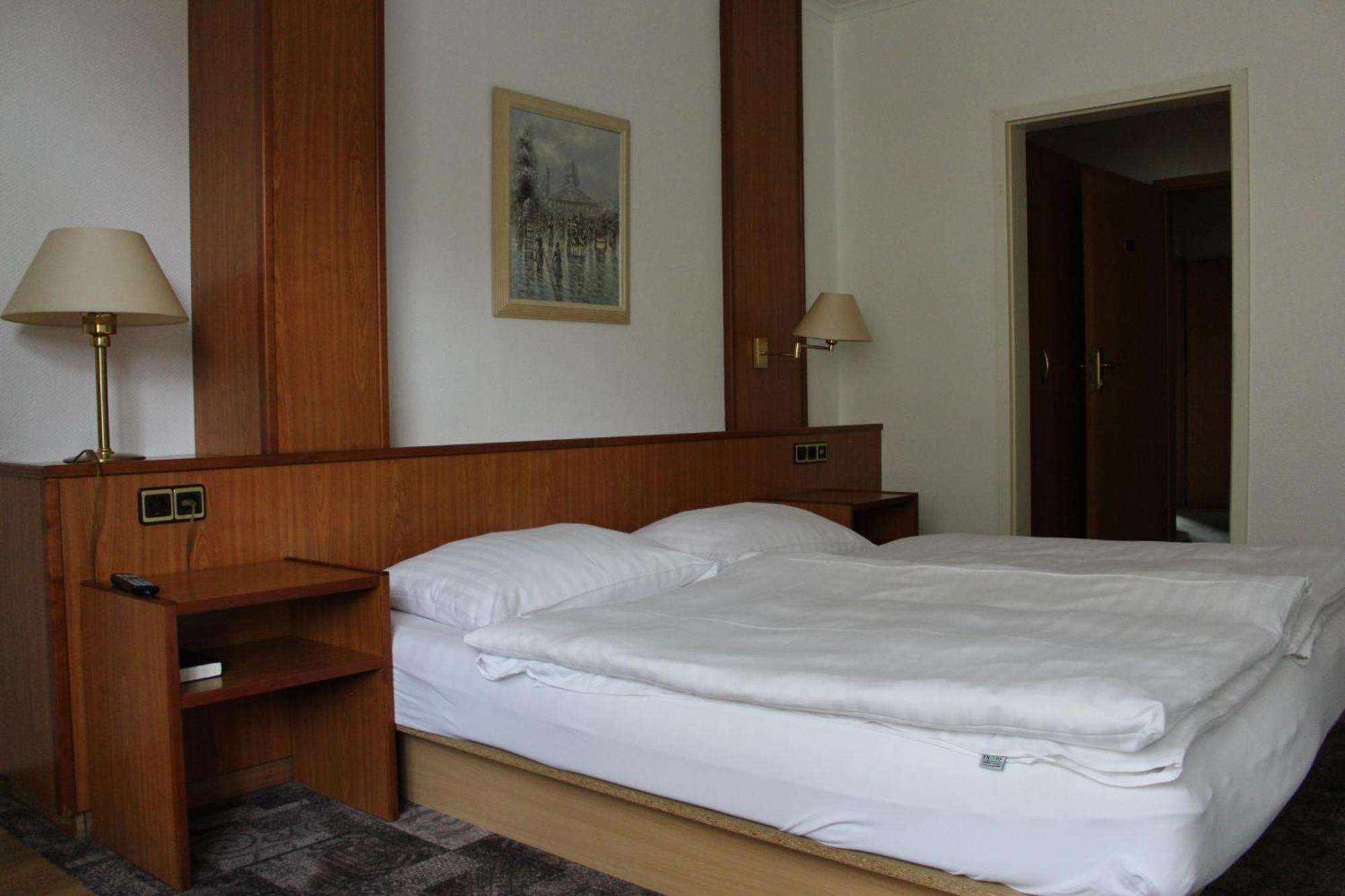 Hotel Zur Post Neubruchhausen Εξωτερικό φωτογραφία