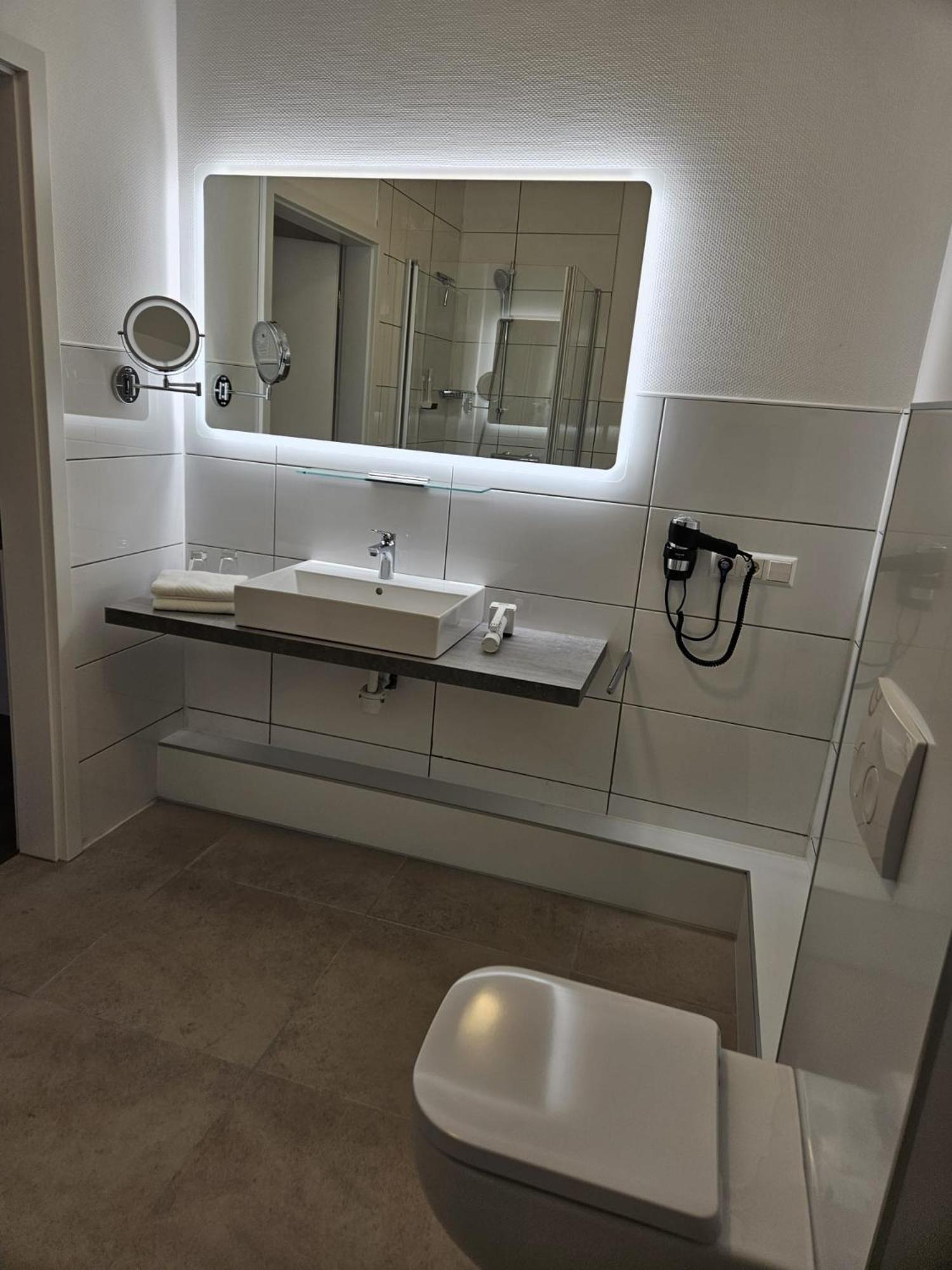 Hotel Zur Post Neubruchhausen Εξωτερικό φωτογραφία