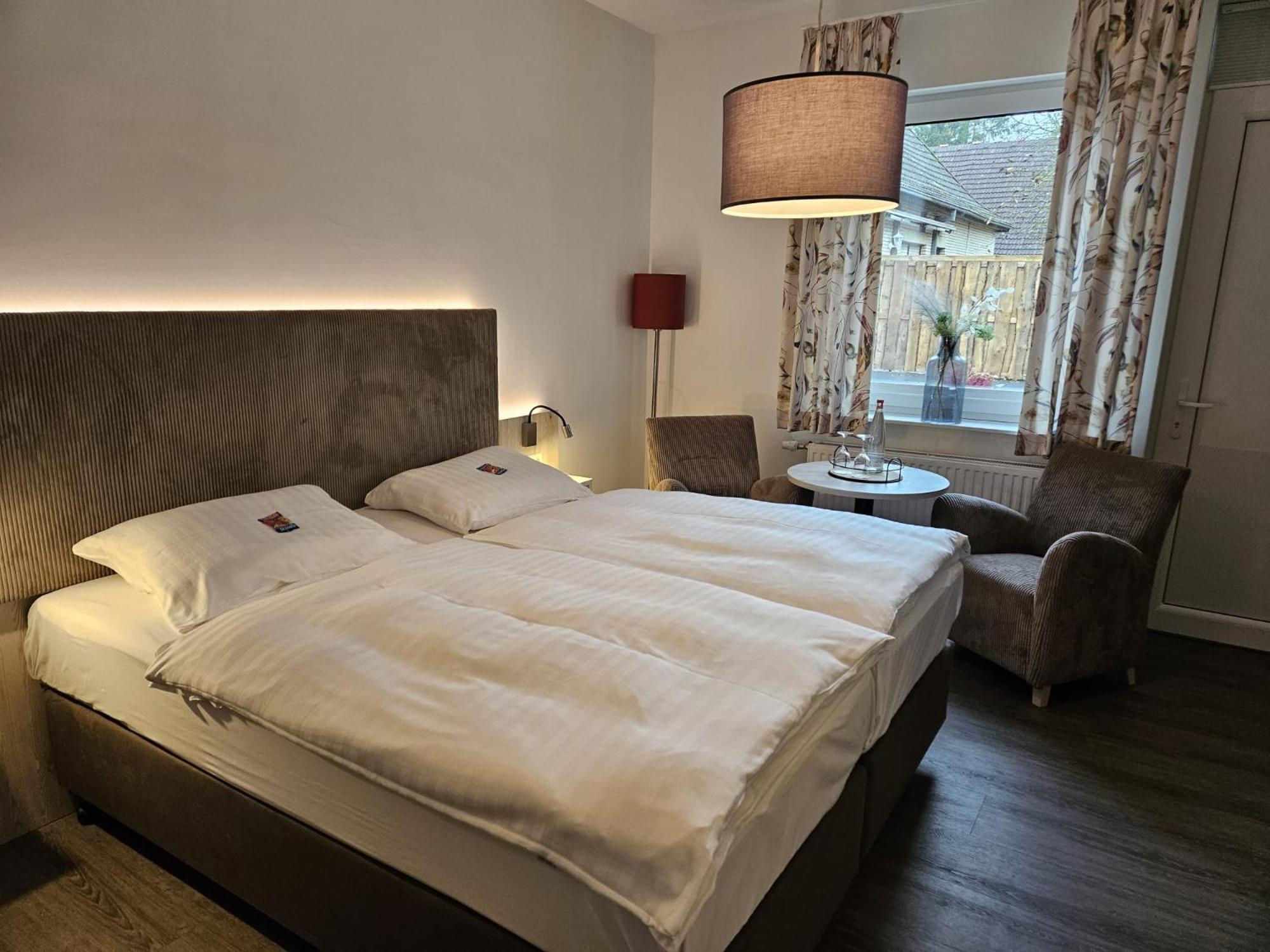 Hotel Zur Post Neubruchhausen Εξωτερικό φωτογραφία