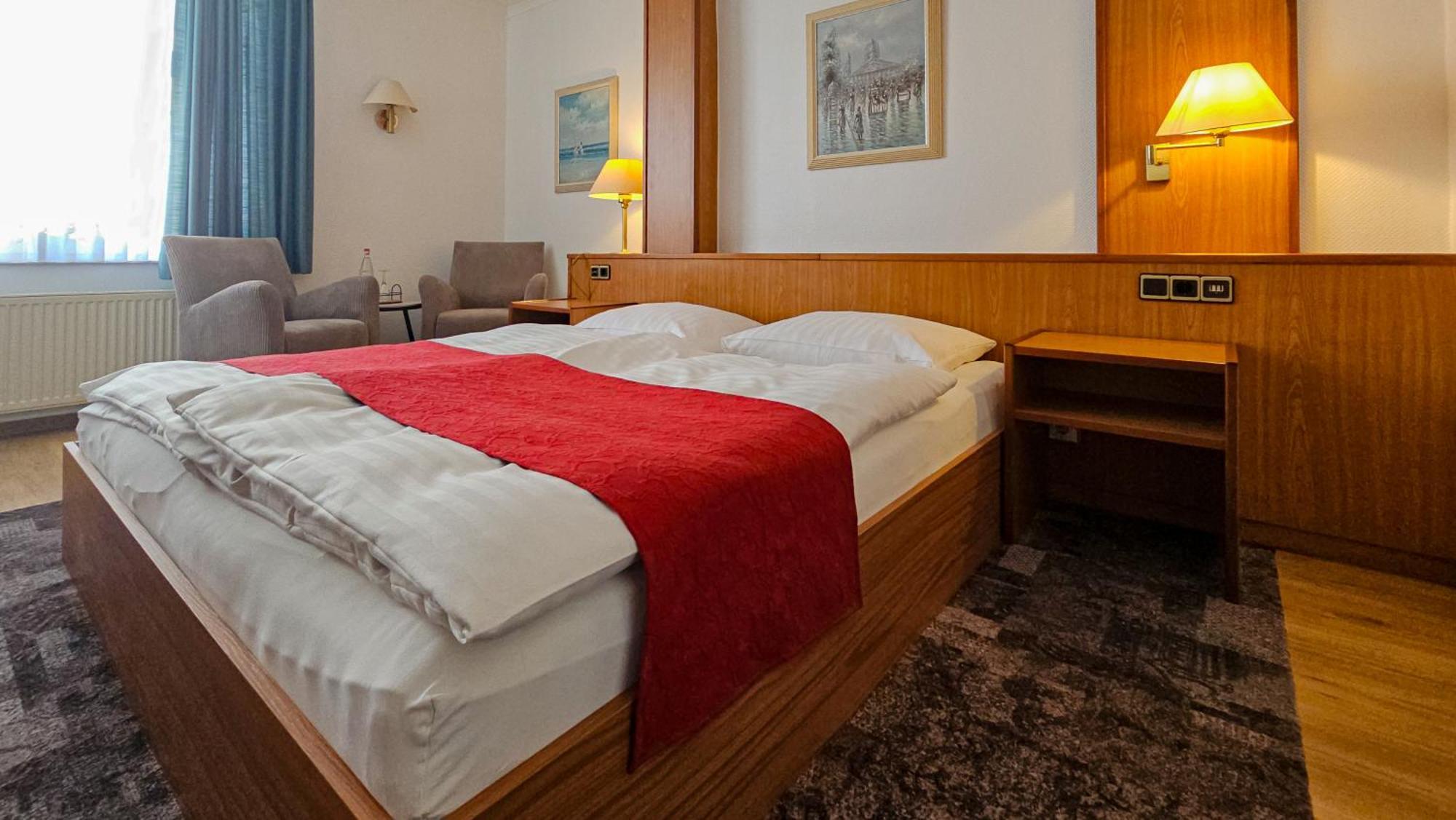Hotel Zur Post Neubruchhausen Εξωτερικό φωτογραφία
