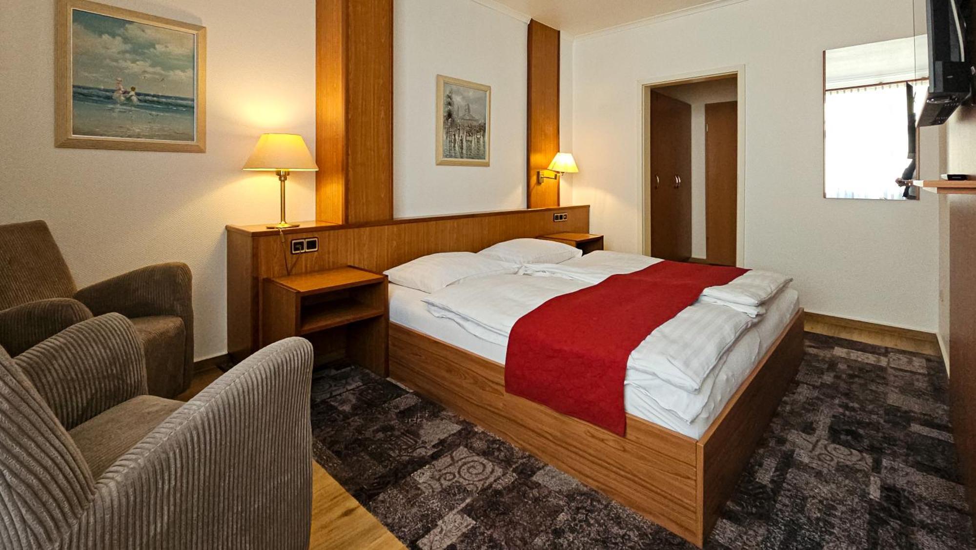 Hotel Zur Post Neubruchhausen Εξωτερικό φωτογραφία
