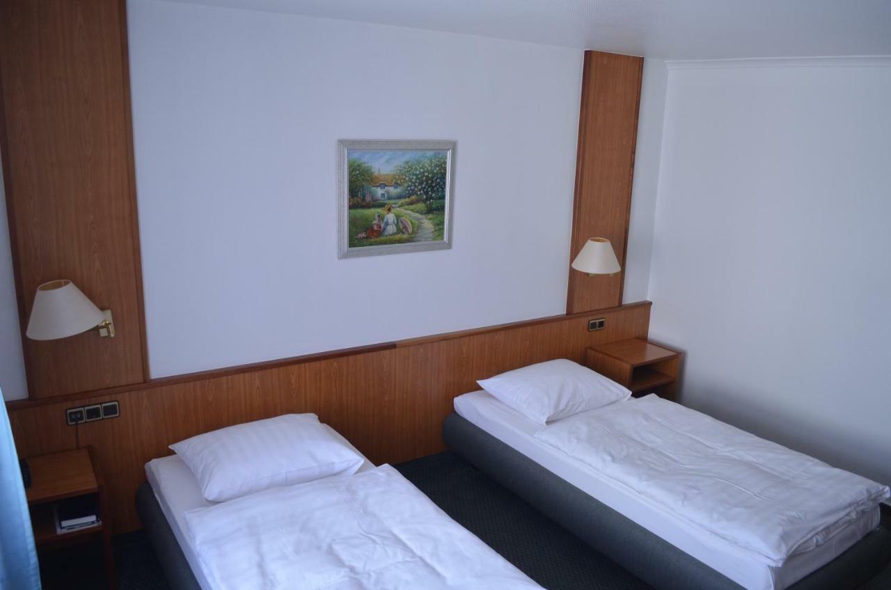 Hotel Zur Post Neubruchhausen Εξωτερικό φωτογραφία